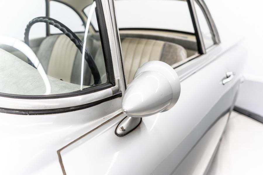 Детали экстерьера Auto Union 1000 SP Coupe 1960 года  (фото 17 из 84)